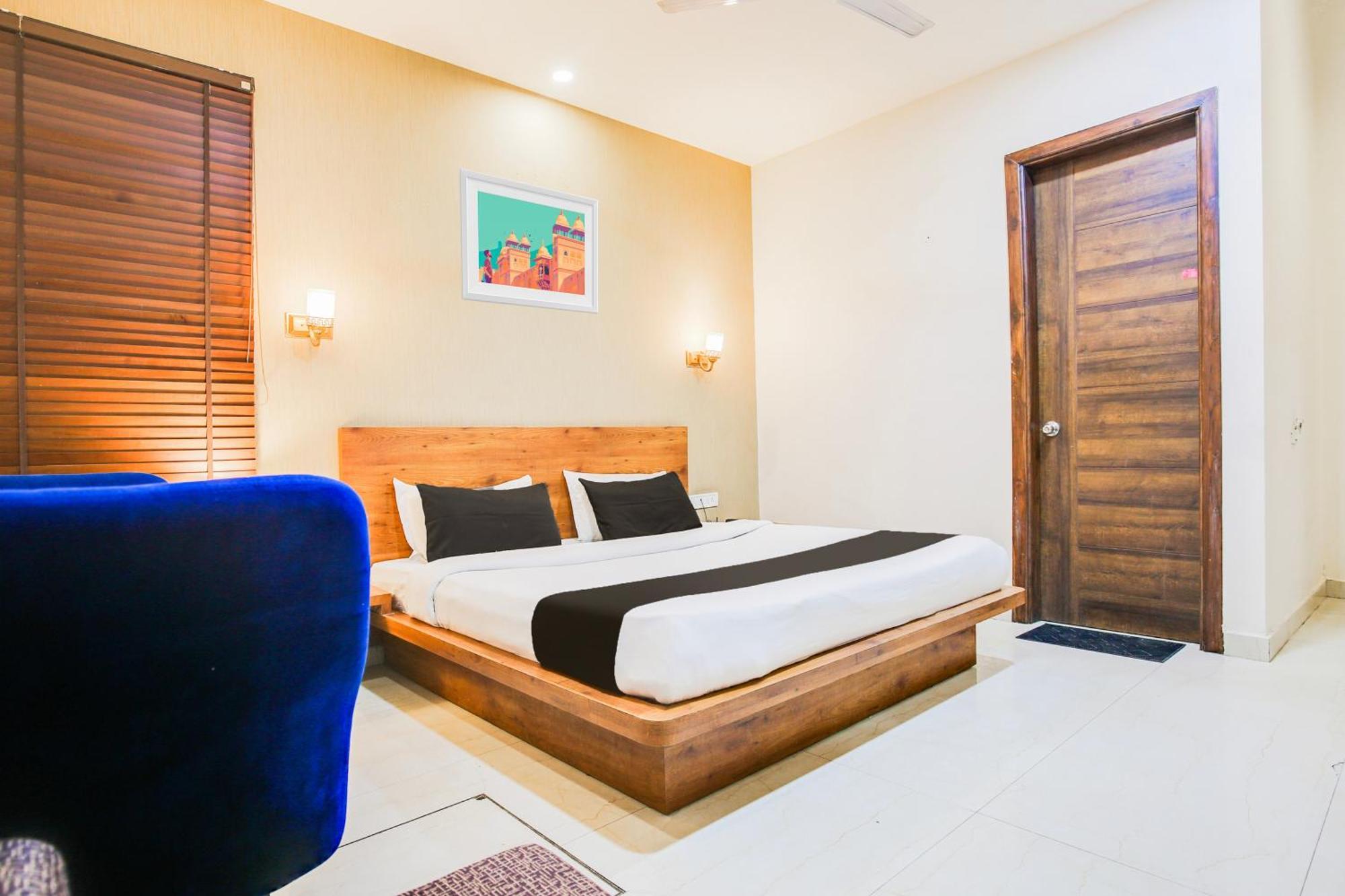 Super Townhouse Grand Fortune Amritsar Bagian luar foto