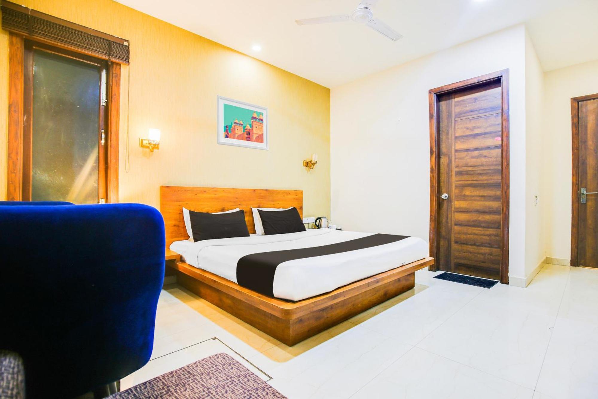 Super Townhouse Grand Fortune Amritsar Bagian luar foto