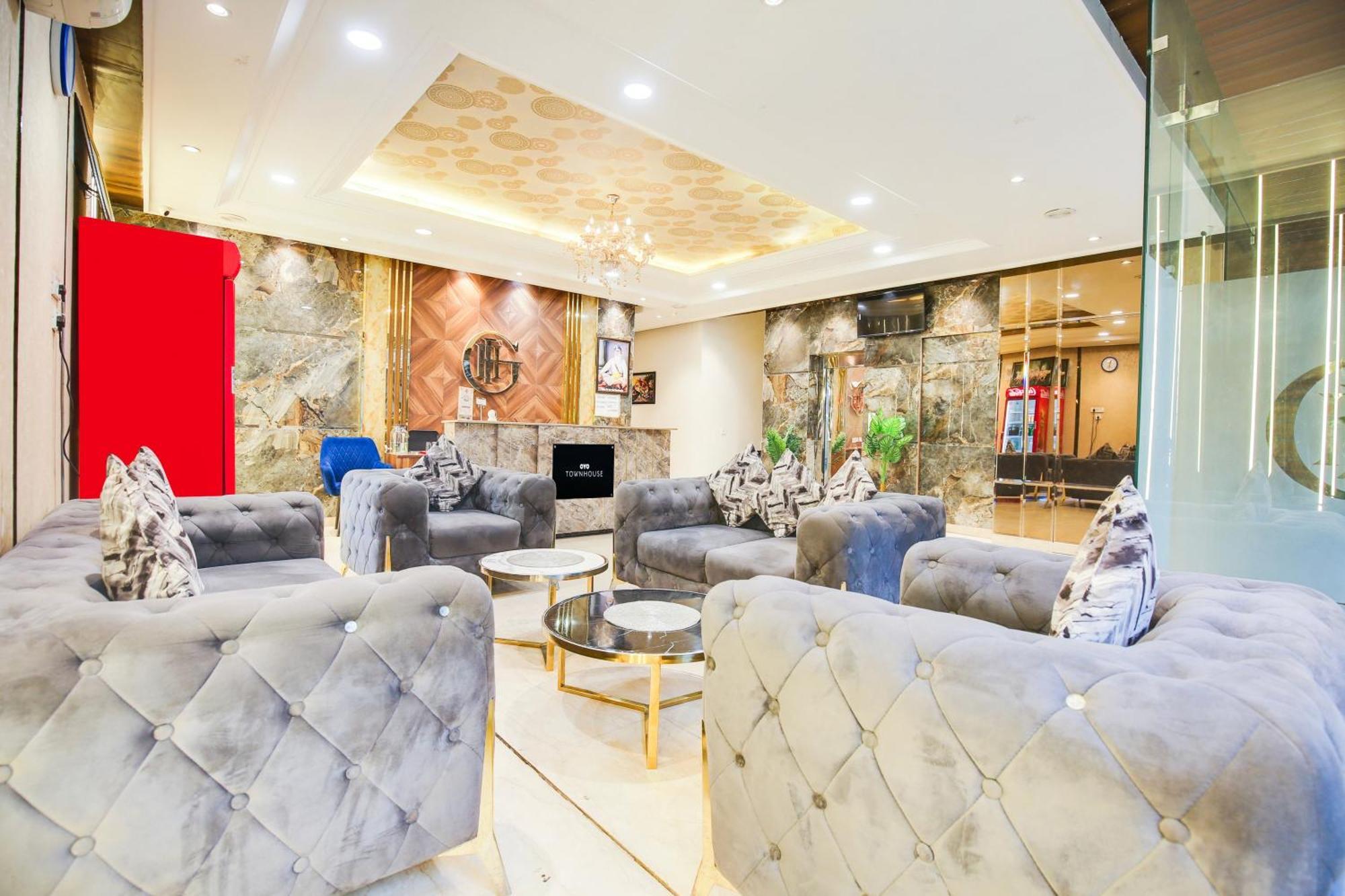 Super Townhouse Grand Fortune Amritsar Bagian luar foto