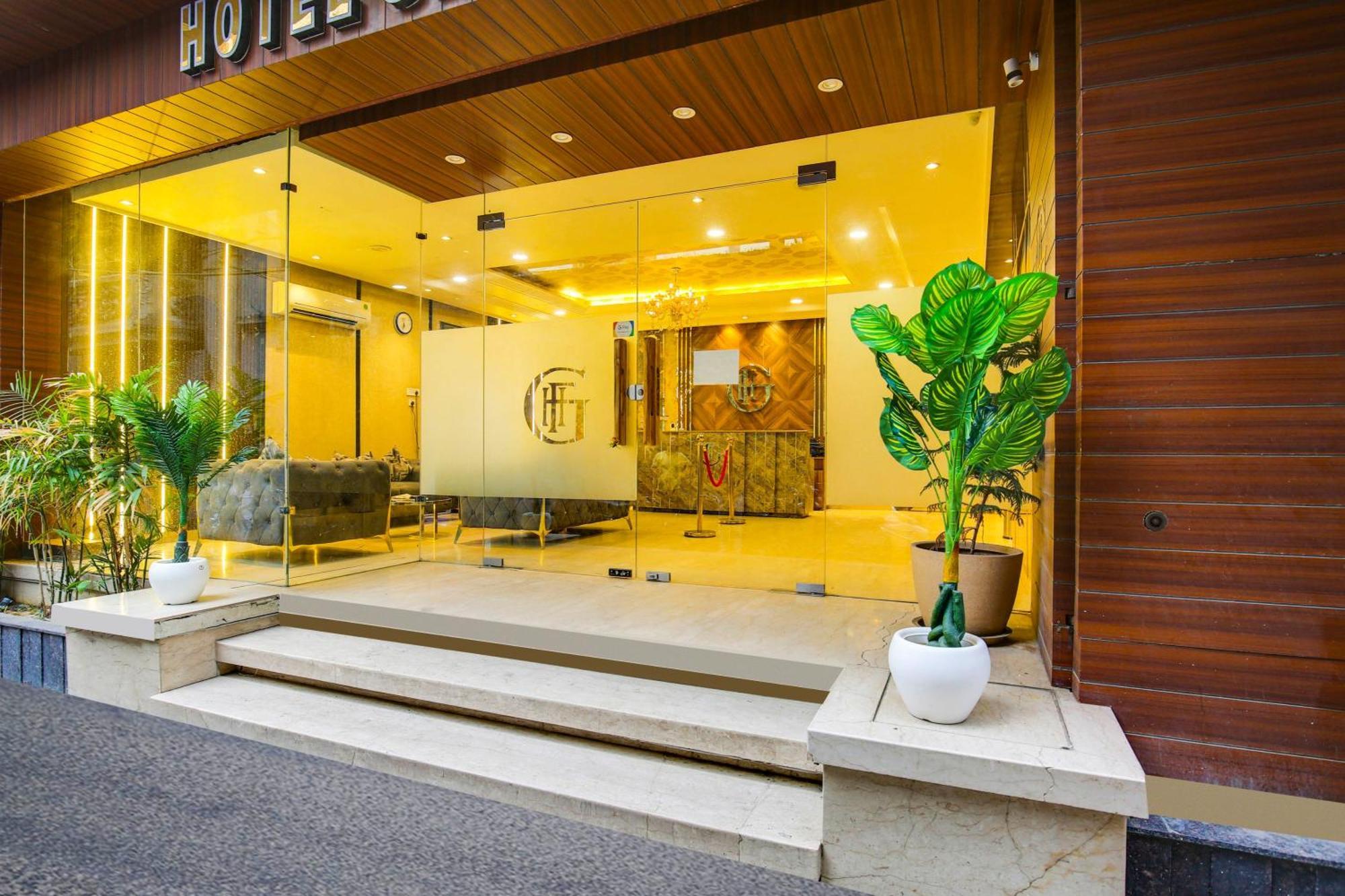 Super Townhouse Grand Fortune Amritsar Bagian luar foto